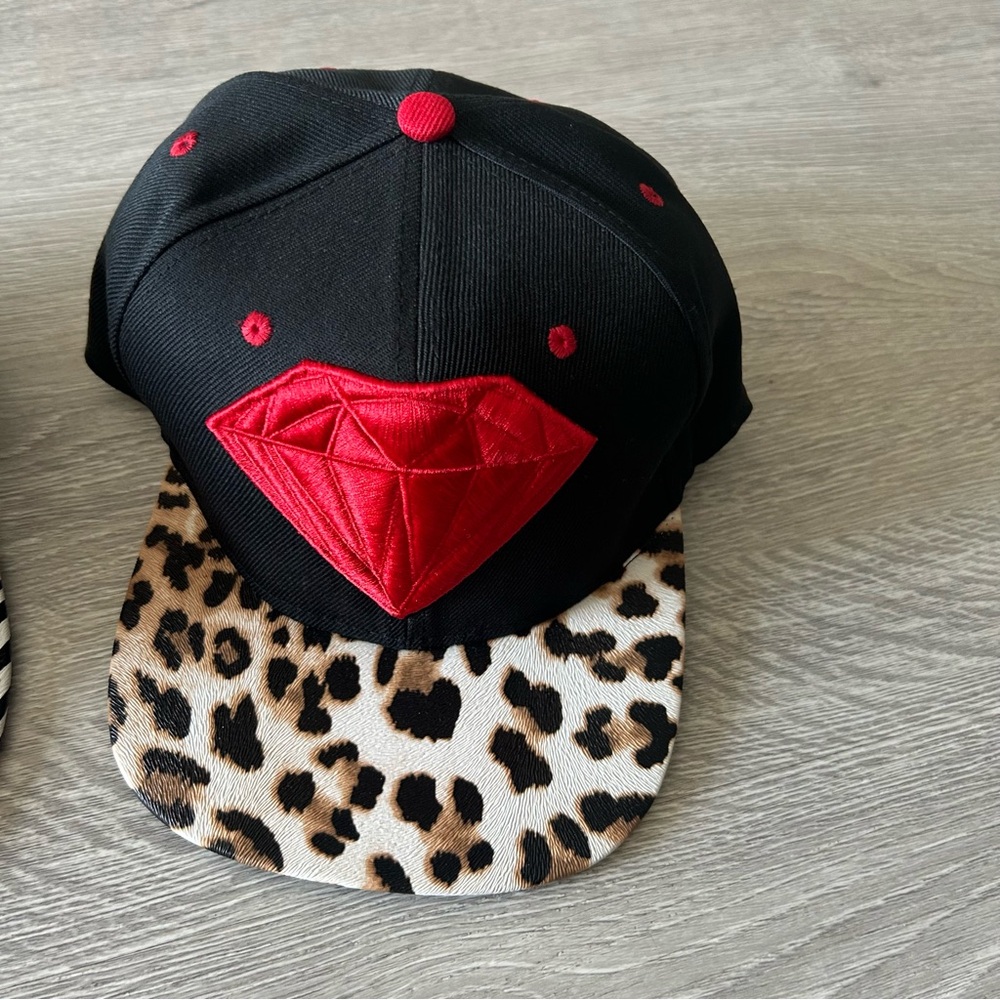 Diamond Hat - Picture 3 of 7